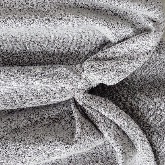 3/$15 Maurice's Knot Top, size Medium - Picture 6 of 10